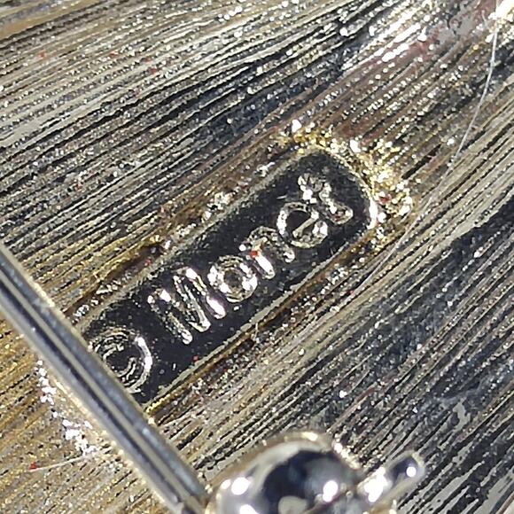 Vintage Monet Flag Brooch, United We Stand 9/11 Enamel Rhinestone Pin, Signed - Picture 4 of 10